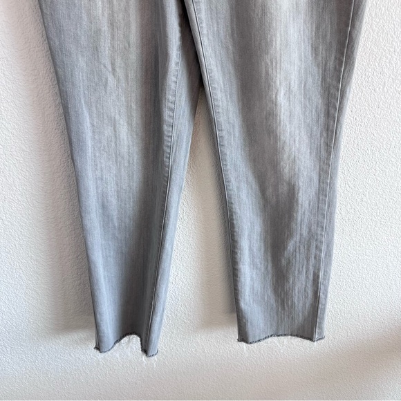 NIC+ZOE Mid Rise Straight Ankle Jeans in Mercury - Picture 4 of 16